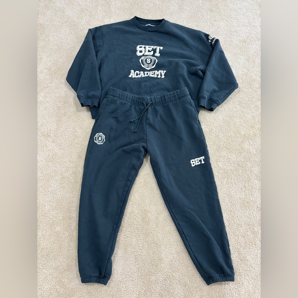 Set Academy Set Active Sweat Set Sweatshirt and Sweatpants